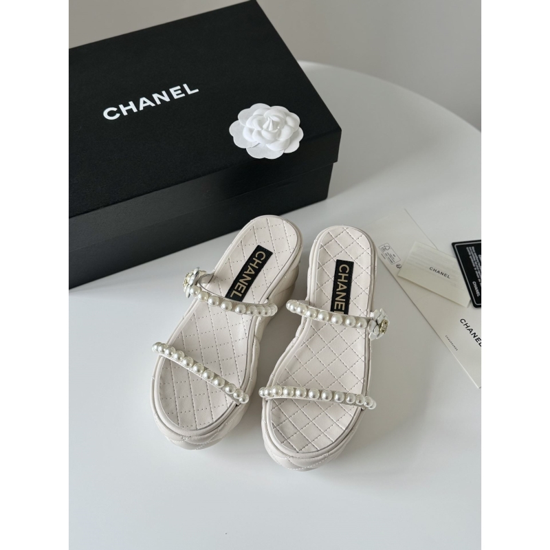 Ch*el slippers